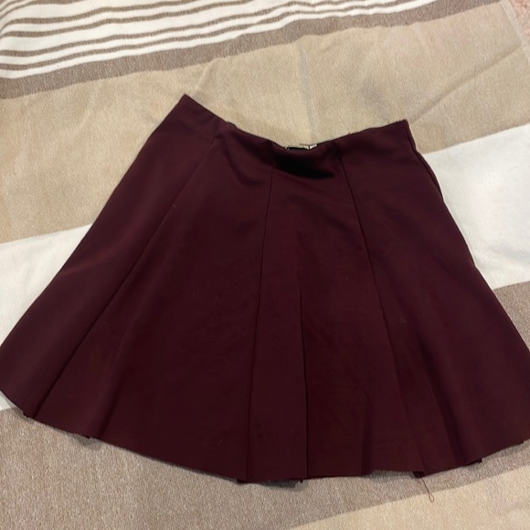 BRANDY MELVILLE MINI SKIRT - Picture 1 of 3